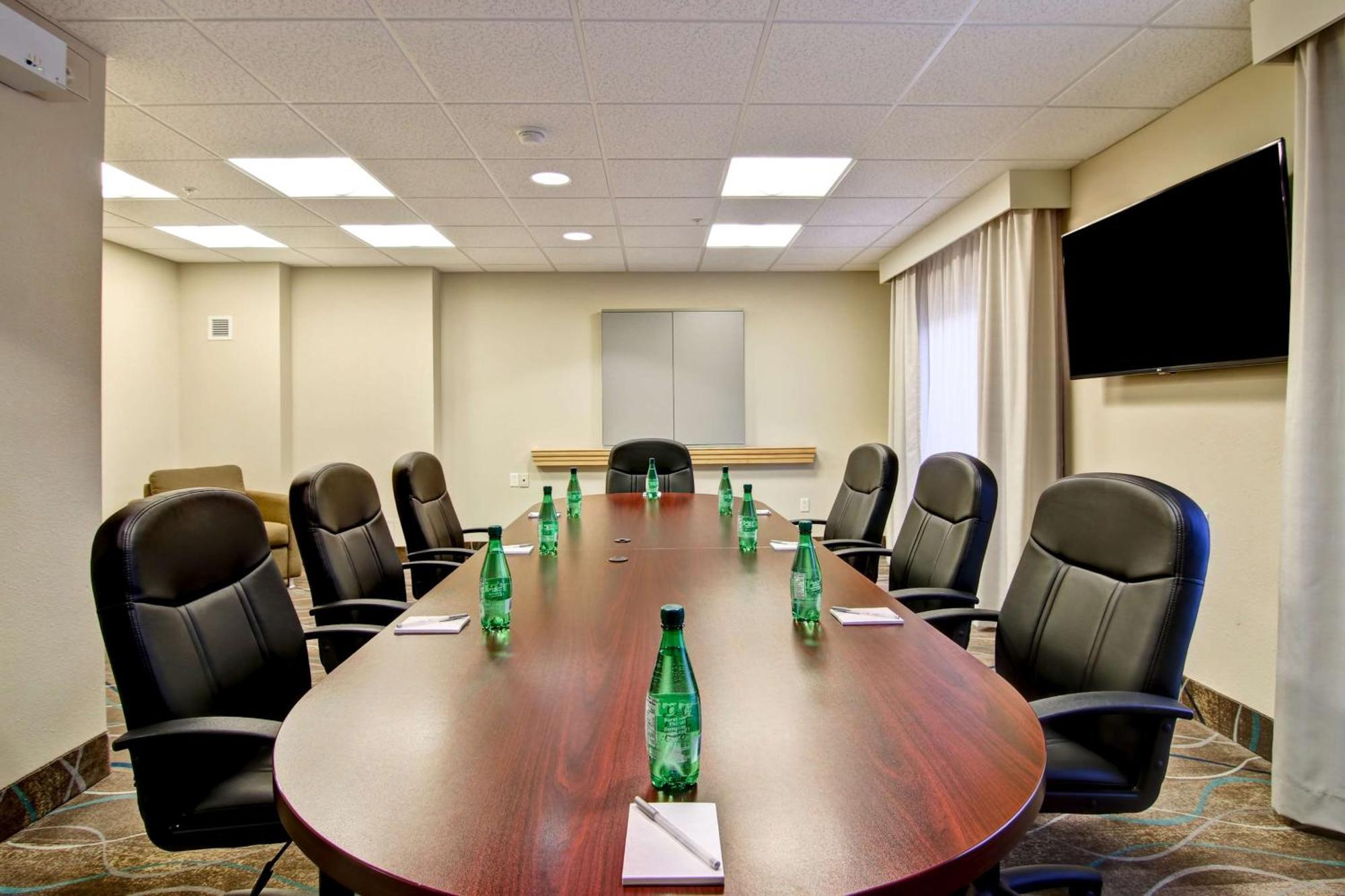 Hampton Inn & Suites Saint John Ngoại thất bức ảnh