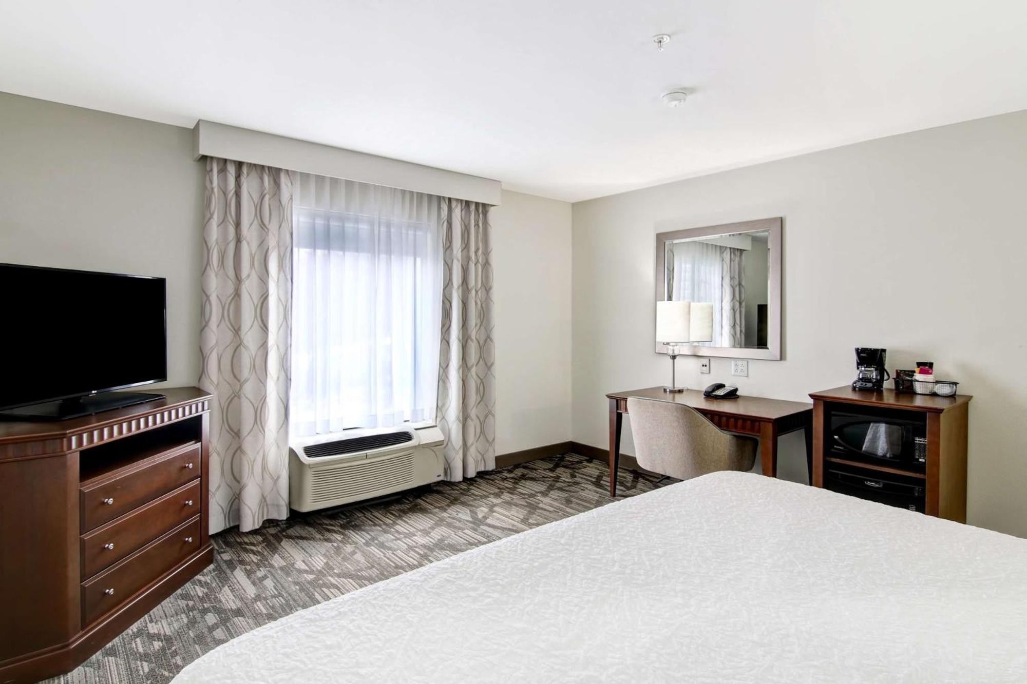 Hampton Inn & Suites Saint John Ngoại thất bức ảnh