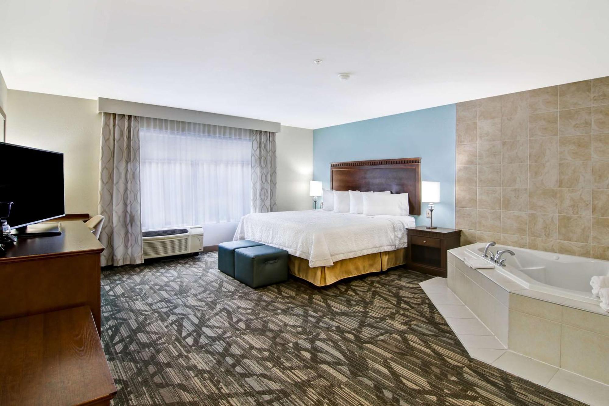 Hampton Inn & Suites Saint John Ngoại thất bức ảnh